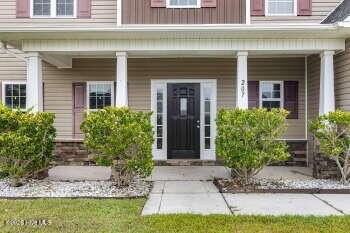 207 Riverstone Ct - Photo 4 of 39