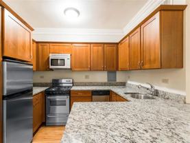 401 W Fullerton Pkwy - Photo 1 of 1