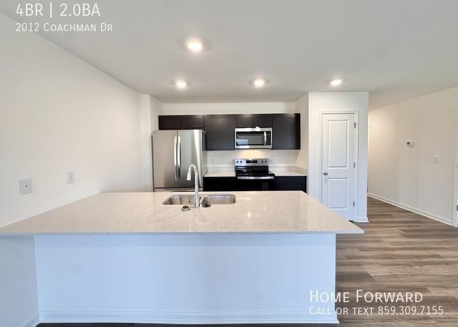 2012 Coachman Dr - Photo 4 of 22