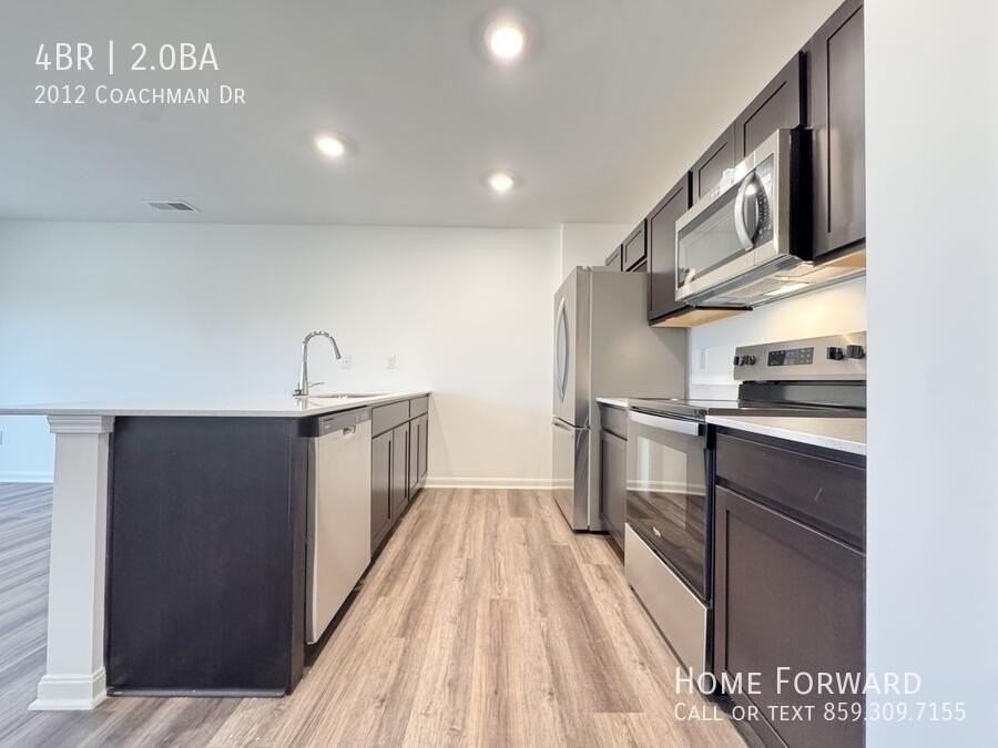 2012 Coachman Dr - Photo 5 of 22