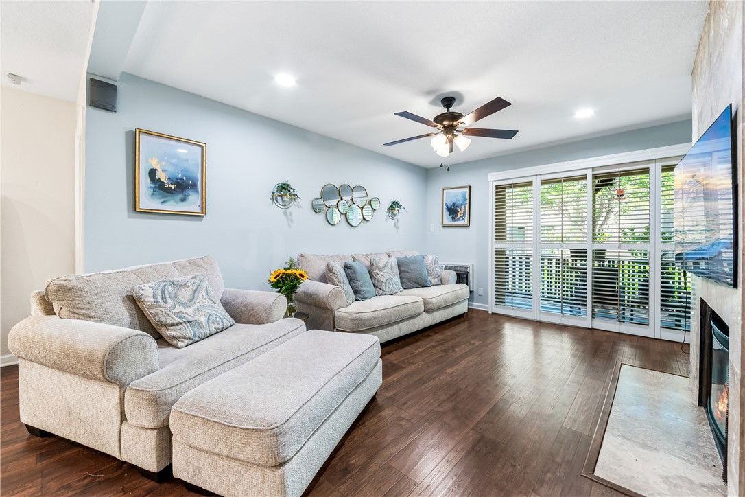 7890 E Spring St - Photo 5 of 8