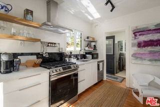 947 Amoroso Pl - Photo 4 of 8