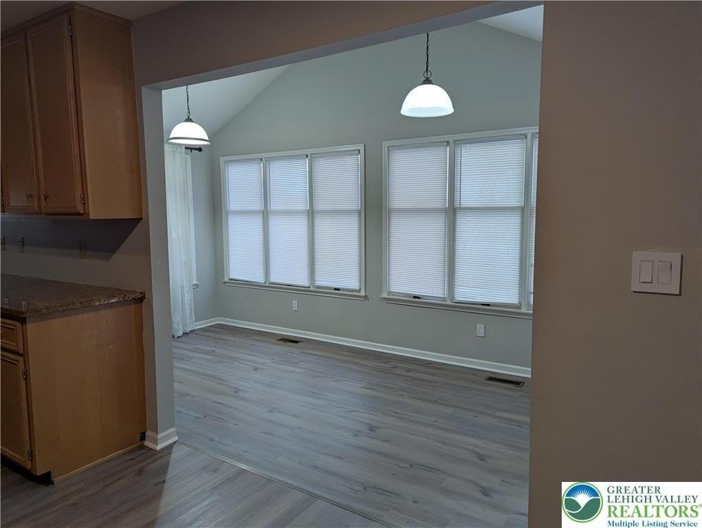 64 Millbrook Ct - Photo 2 of 15