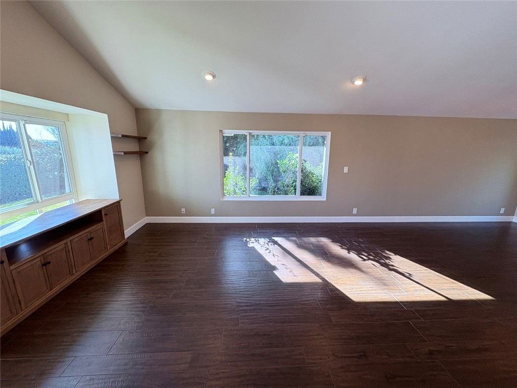 8582 Universe Ave - Photo 2 of 8