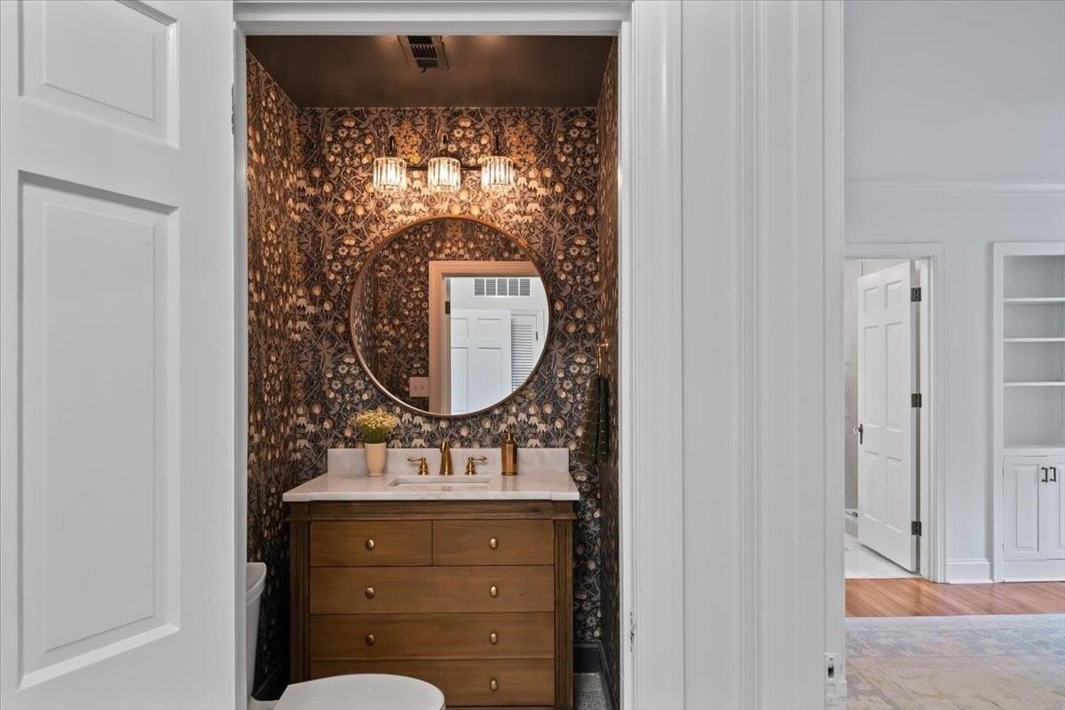 135 Cherry Rd - Photo 5 of 15