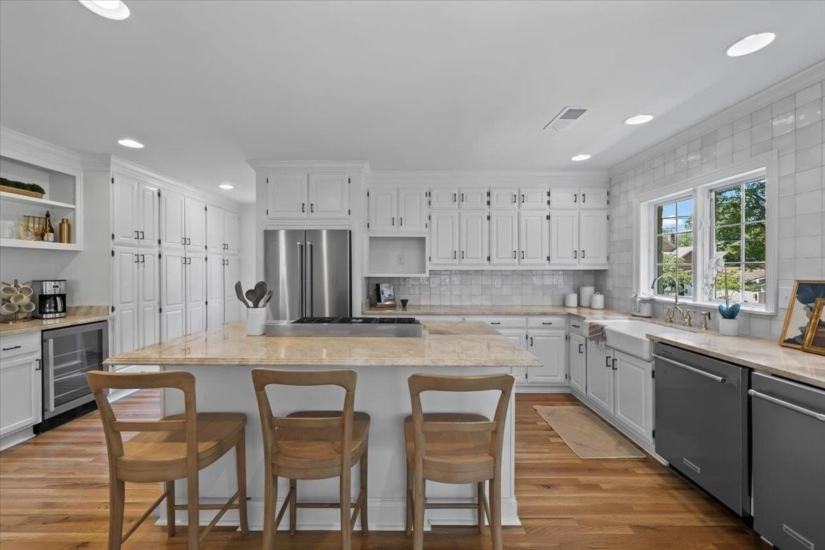 135 Cherry Rd - Photo 6 of 15