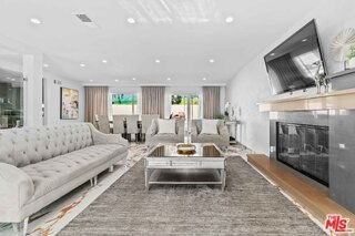 18933 Kilfinan St - Photo 5 of 8