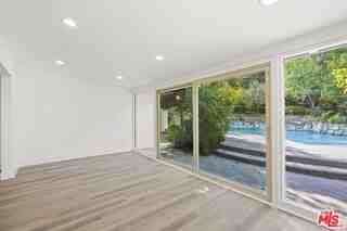 3549 Stonewood Dr - Photo 3 of 8