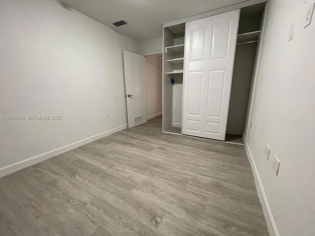 25869 Sw 139th Ct - Photo 5 of 7