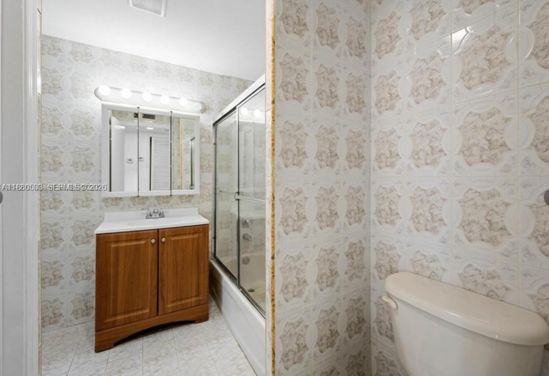 1400 Ne 169th St #115 - Photo 4 of 15