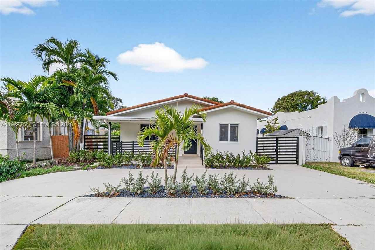 426 Sw 26th Rd - Photo 2 of 28