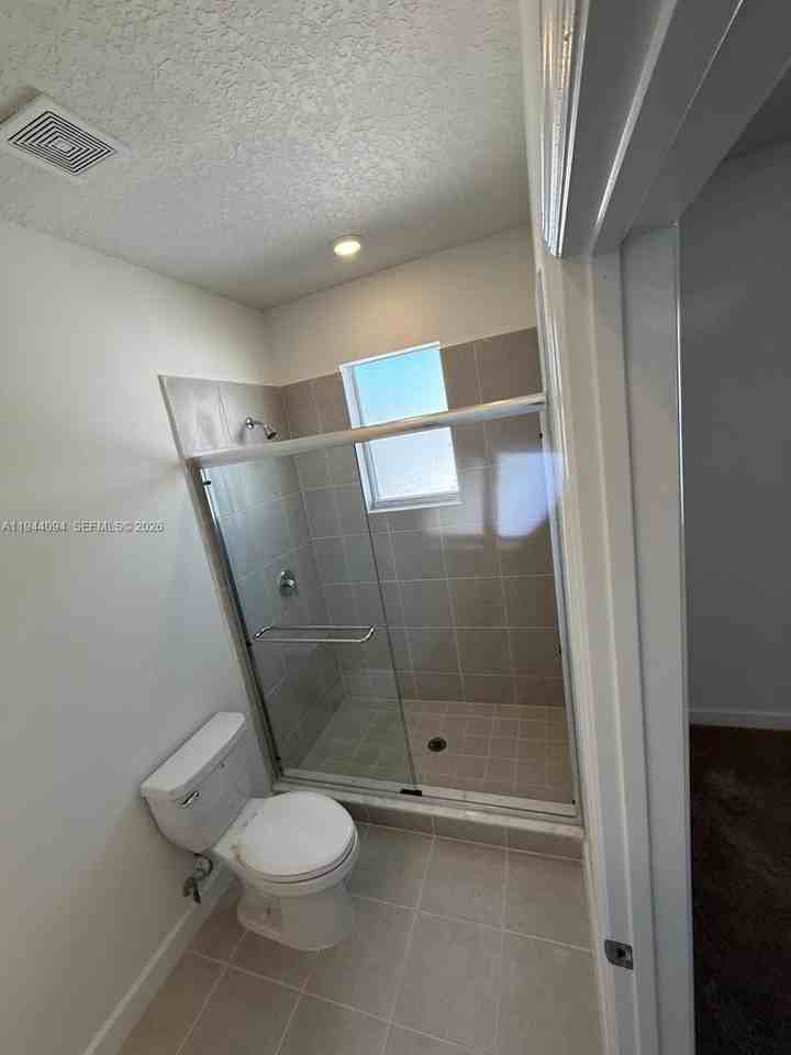 116 SE 11th Ct - Photo 5 of 6