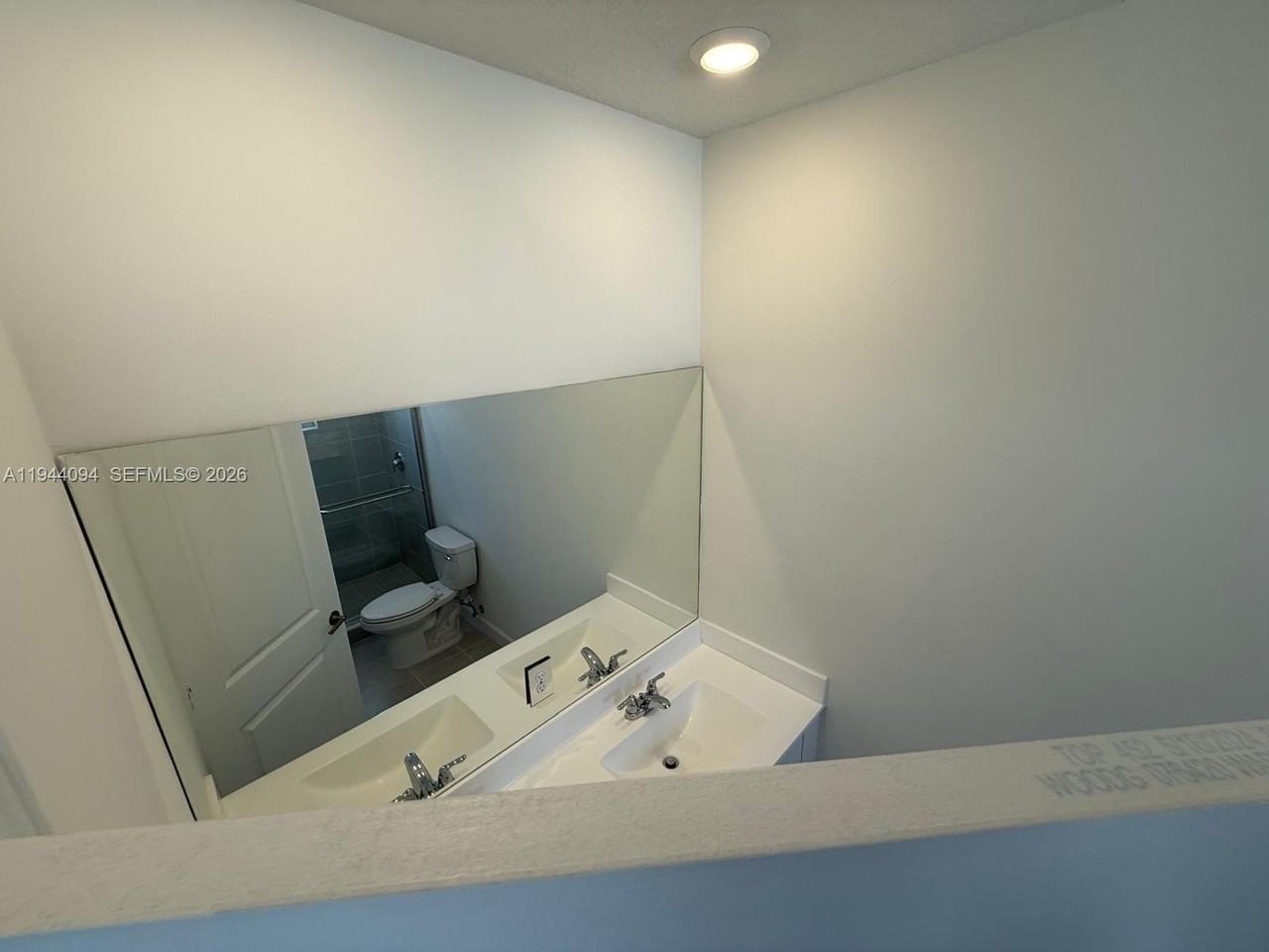 116 SE 11th Ct - Photo 6 of 6