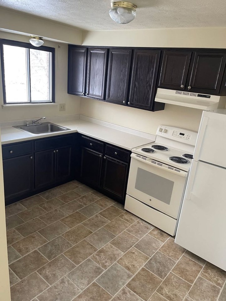 North Spruce Apartments - Photo 2 of 8