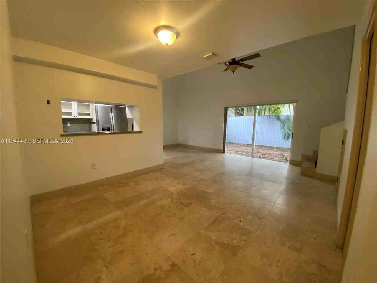 3040 Shipping Ave #3040 - Photo 7 of 14