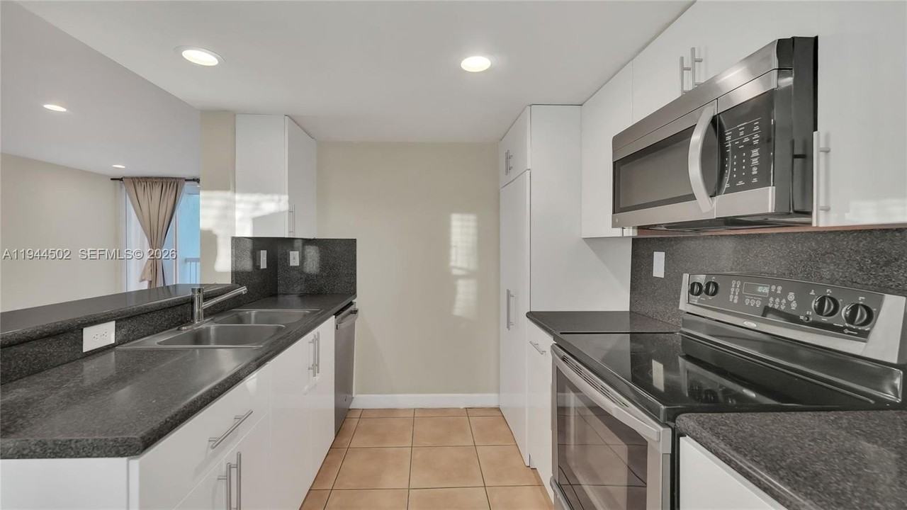 4635 Nw 97th Pl #158 - Photo 3 of 26