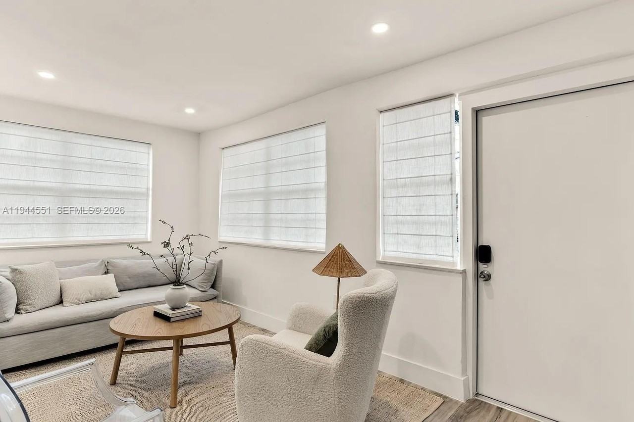 1237 Nw 33rd Ave #1 - Photo 2 of 22