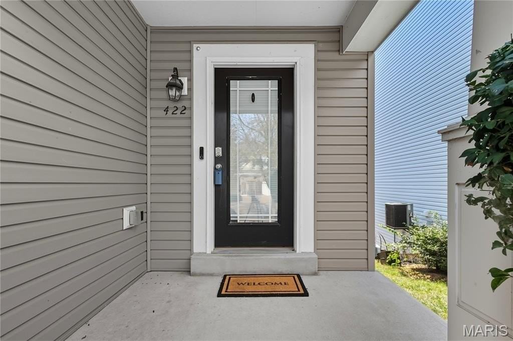 422 Parkgate Dr - Photo 4 of 28