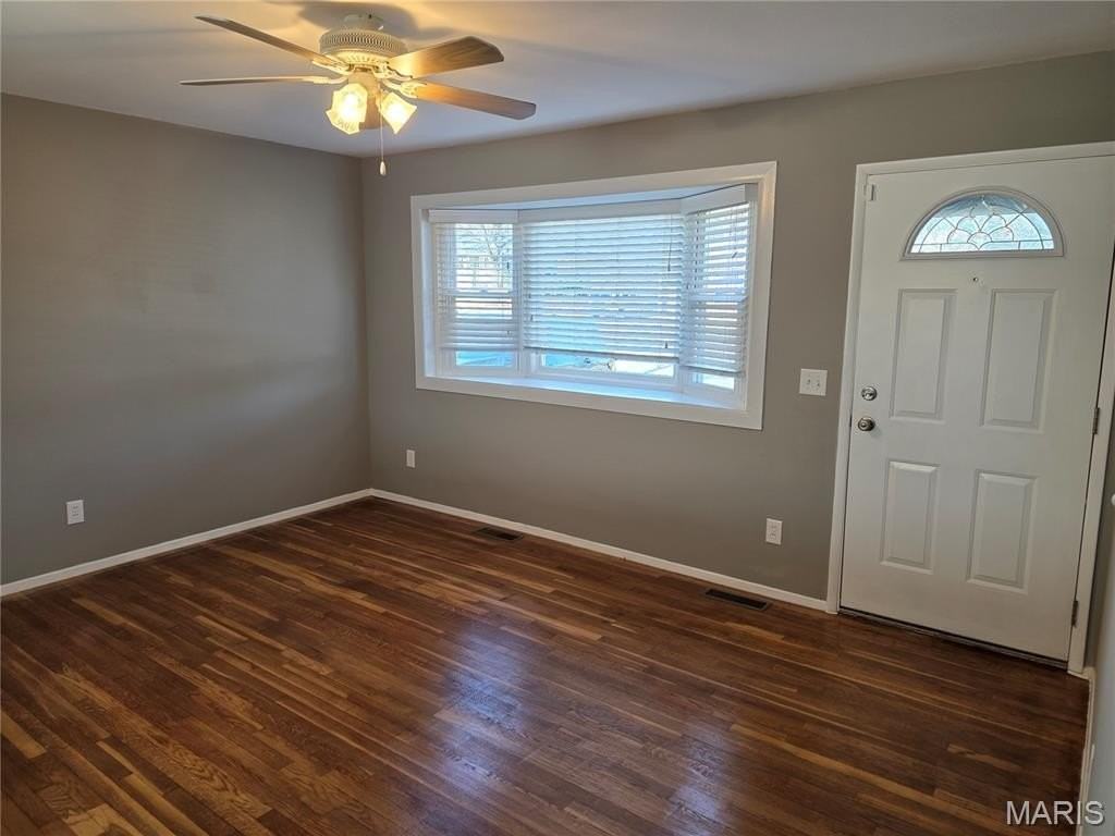 1652 Oliveto Ln - Photo 4 of 17