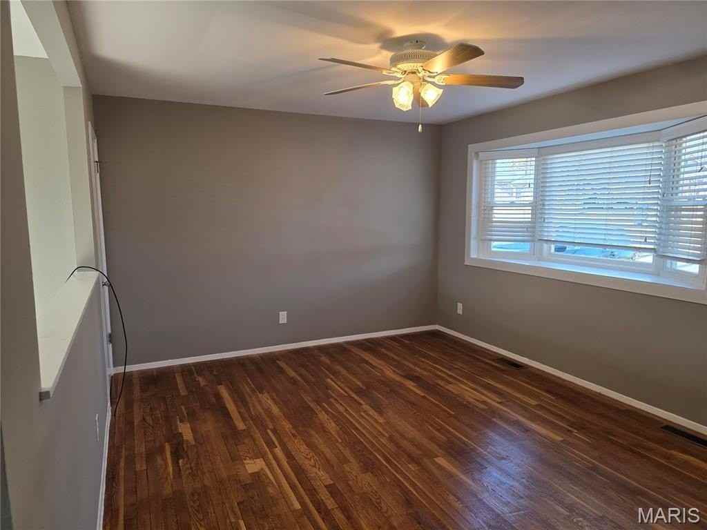 1652 Oliveto Ln - Photo 5 of 17