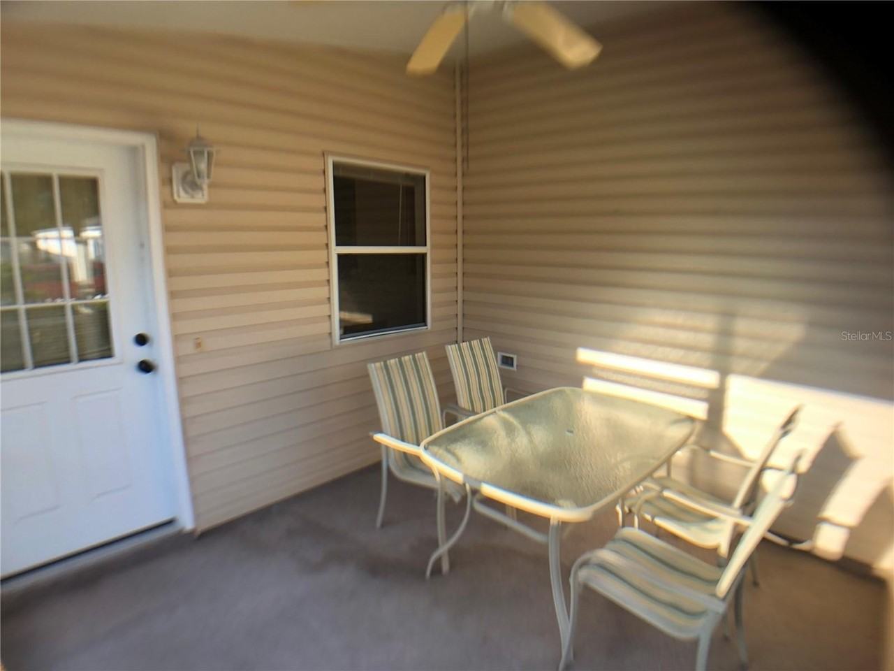 2566 Hialeah Ave - Photo 3 of 20