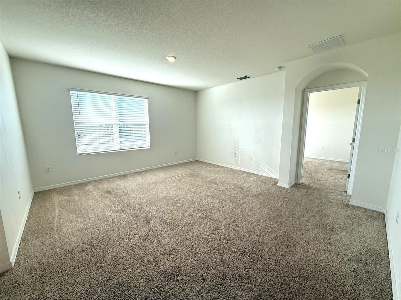 313 Sofia Ln - Photo 5 of 31