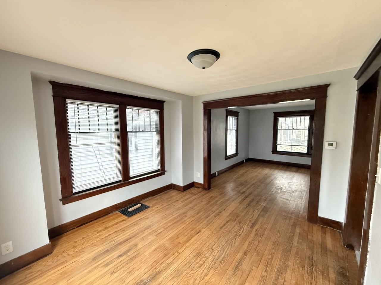 1528 Vermont Ave #1 - Photo 3 of 12