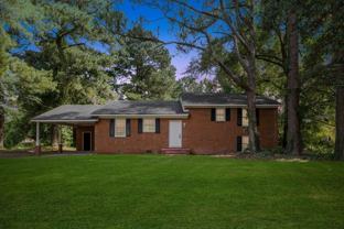 303 Mcarthur St #1 - Photo 1 of 1