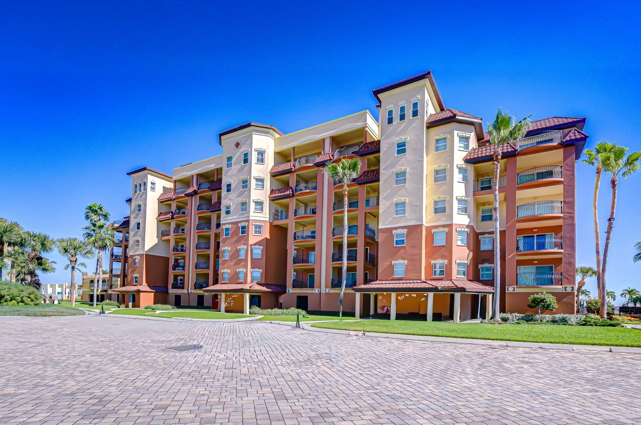 5301 Gulf Blvd Apt A610 #A610 - Photo 2 of 40