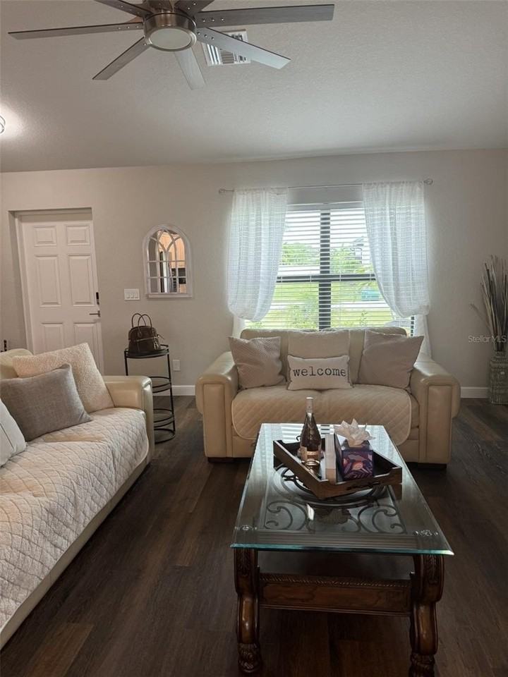 23 Nw 8th Pl - Photo 4 of 21