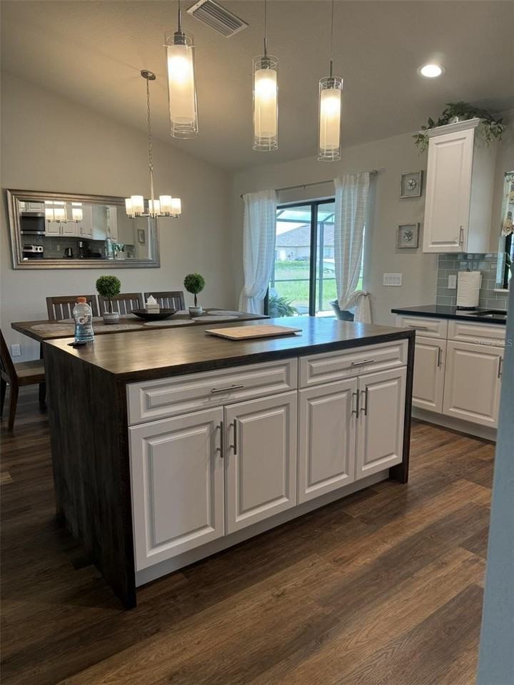 23 Nw 8th Pl - Photo 5 of 21