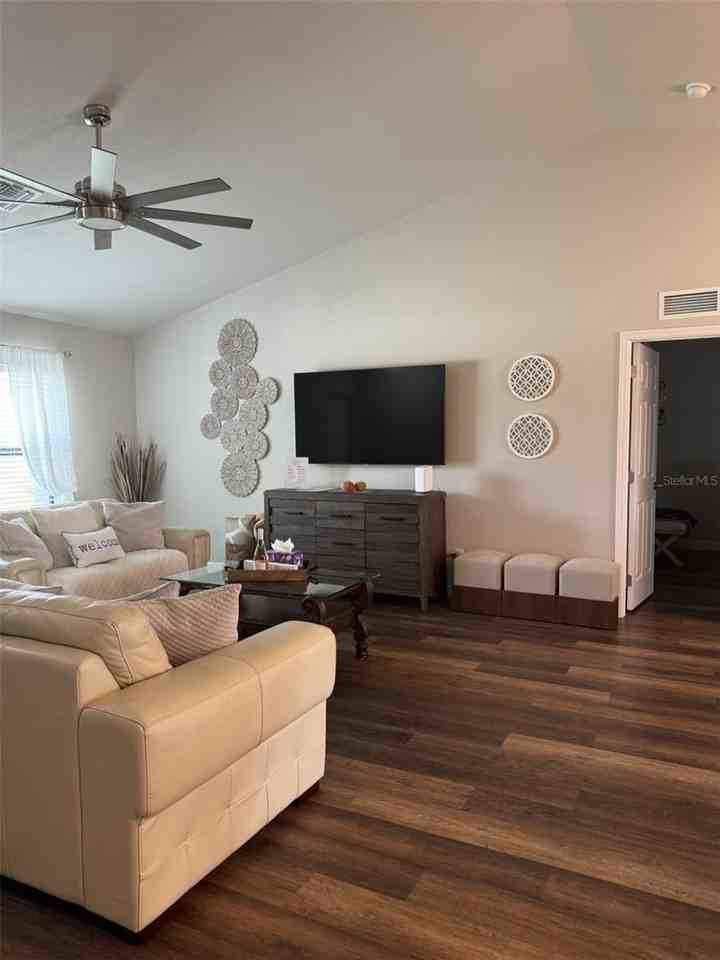 23 Nw 8th Pl - Photo 6 of 21