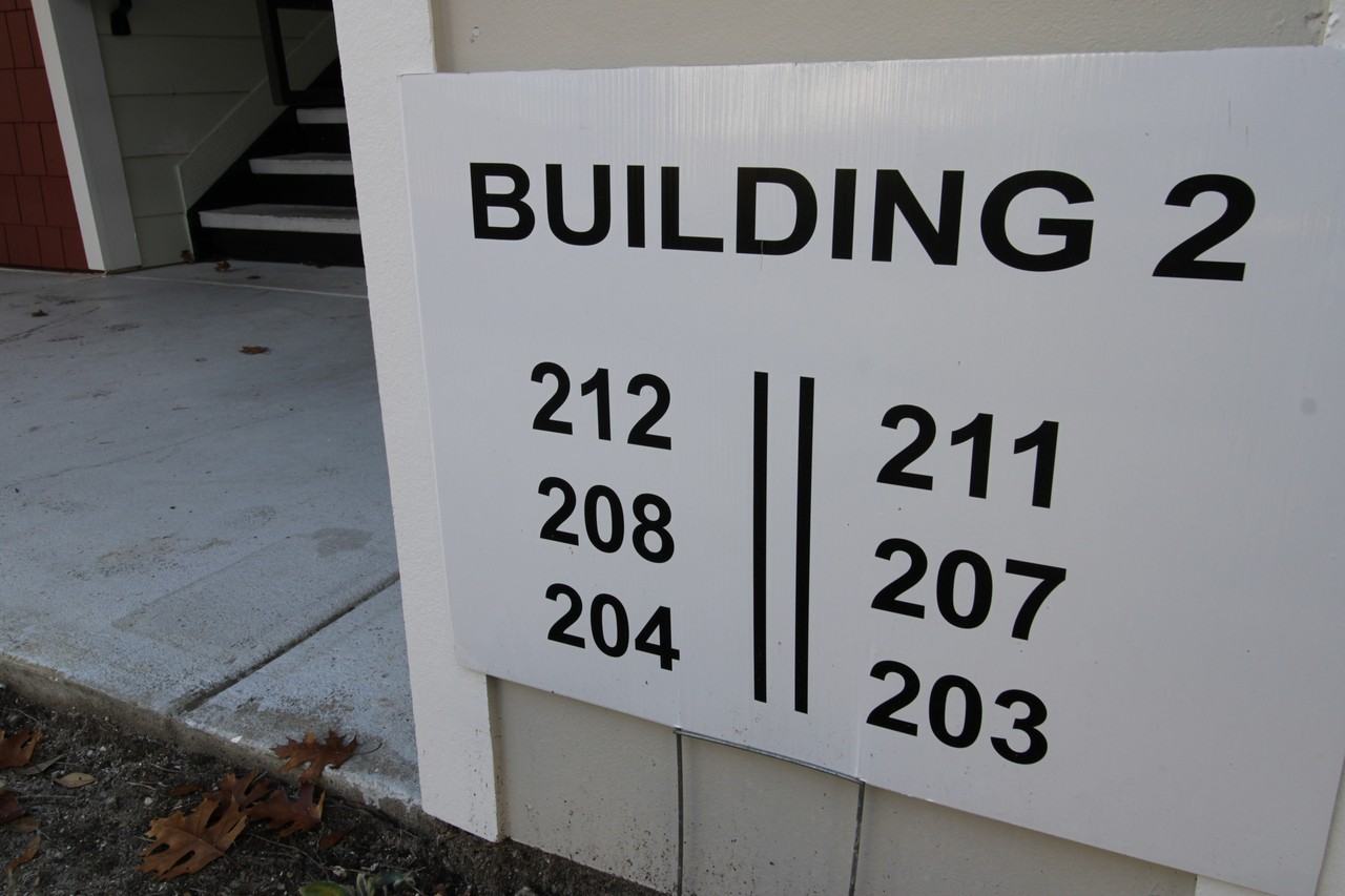 2360 Southwest Archer Road - 212Unit 212 #212 - Photo 7 of 22