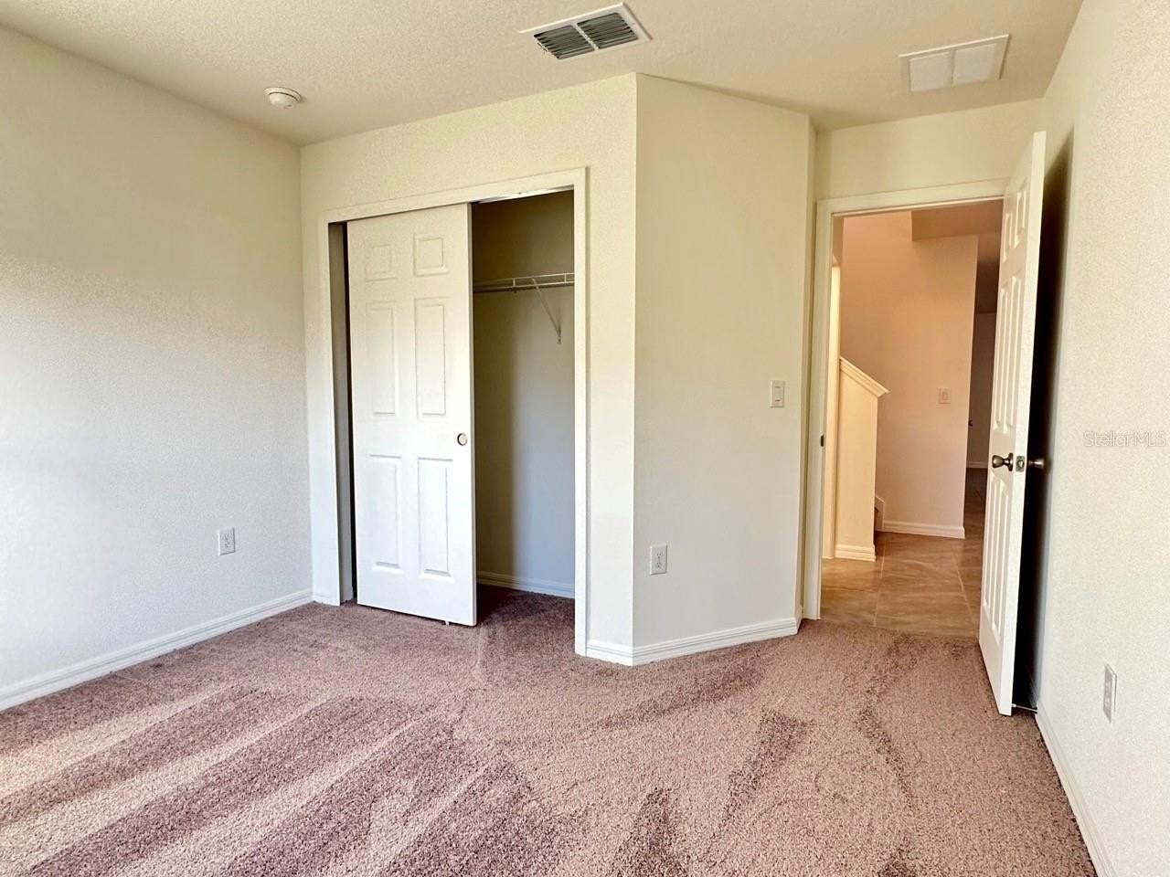 2872 Sanctuary Dr - Photo 6 of 34