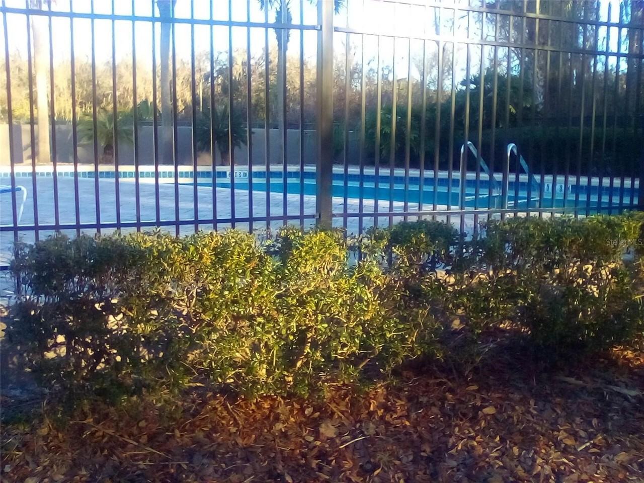 4824 Nw 80th Rd - Photo 4 of 6