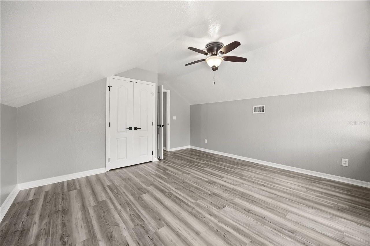 748 Altaloma Ave - Photo 5 of 46