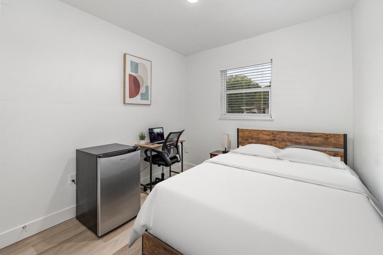 Kozart St - Photo 4 of 4