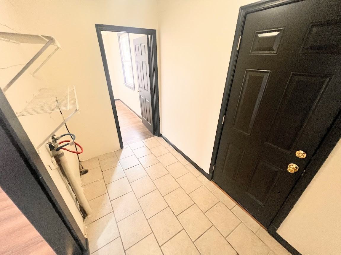 2109 Lynchburg Street - Photo 7 of 10