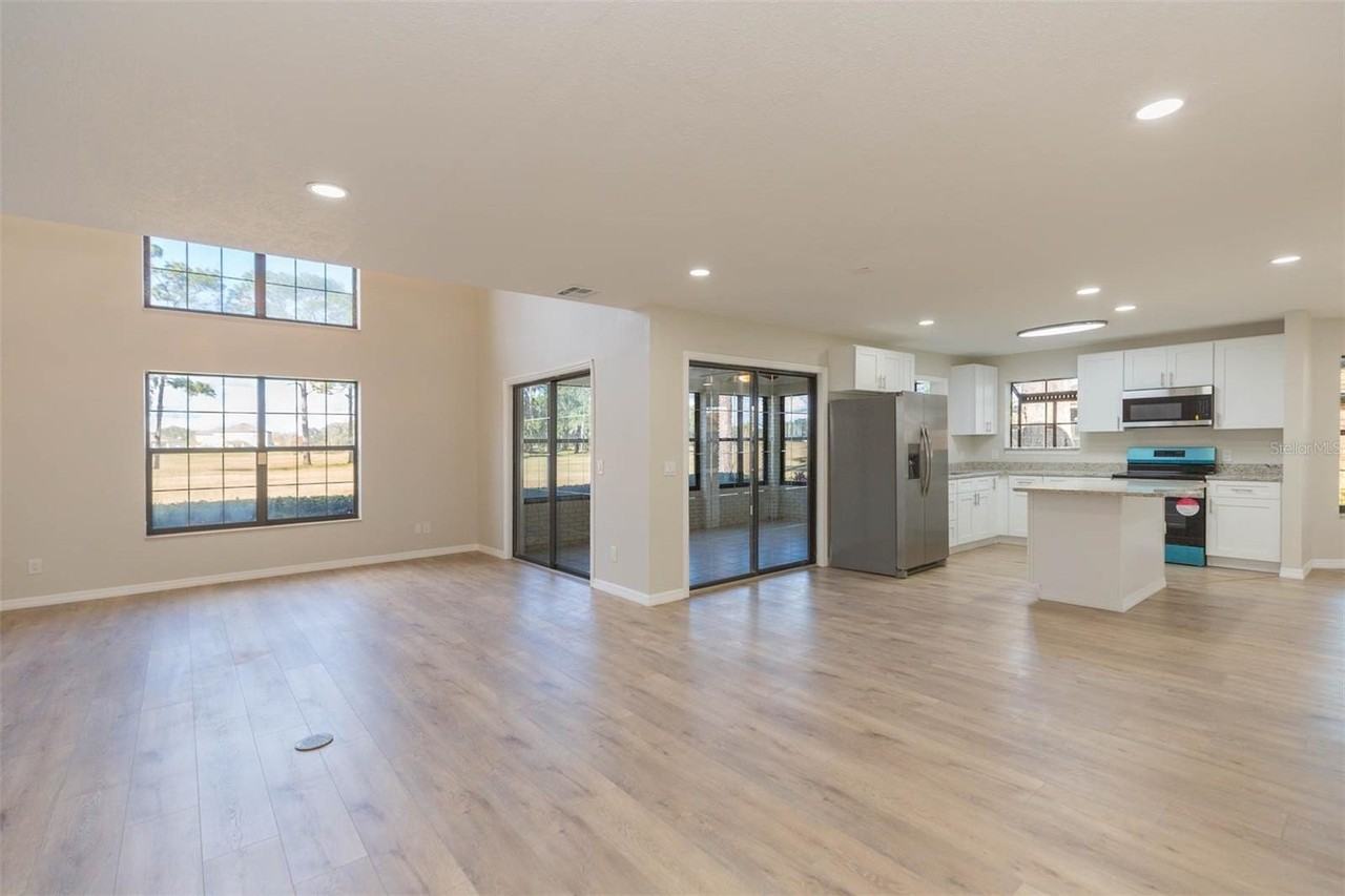 6545 Brentwood Dr - Photo 4 of 50