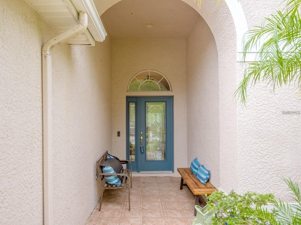 18708 Chopin Dr - Photo 3 of 27