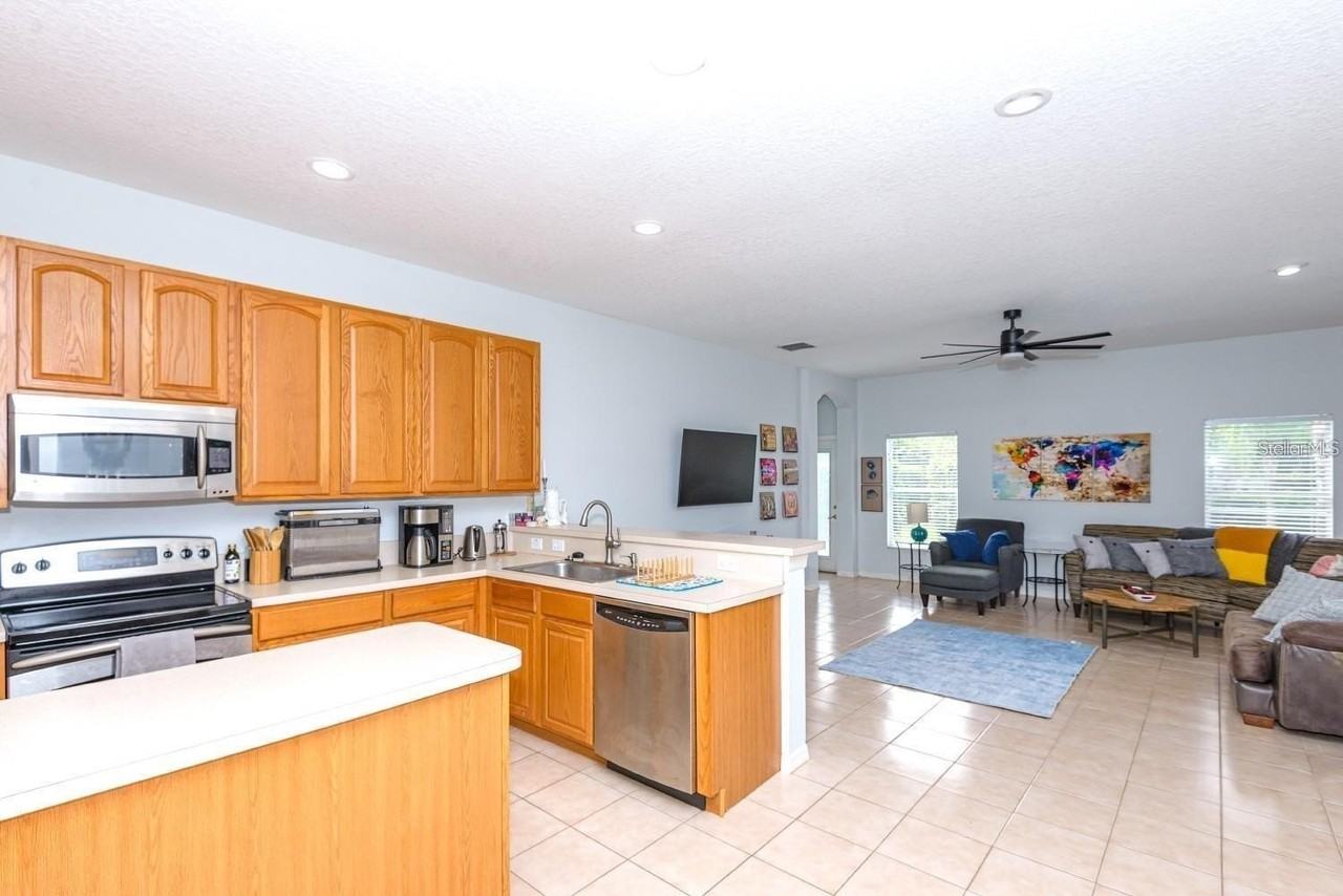 18708 Chopin Dr - Photo 7 of 27