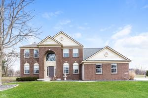 featured image of 344 W Columbine Ln