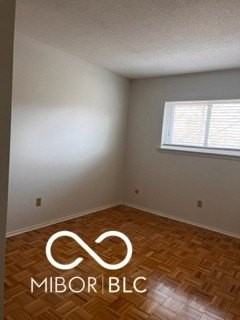 5522 Greenview Dr - Photo 7 of 23