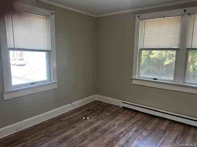 20 Oyster Bay Road unit: Front - Photo 4 of 6