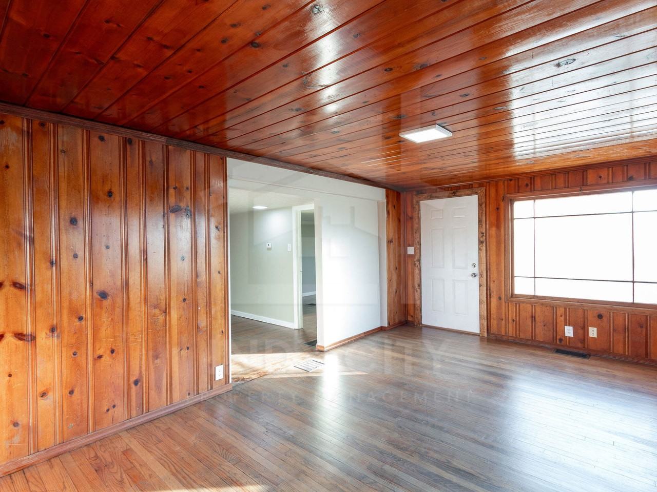 4406 Kingsley Dr #1 - Photo 5 of 22