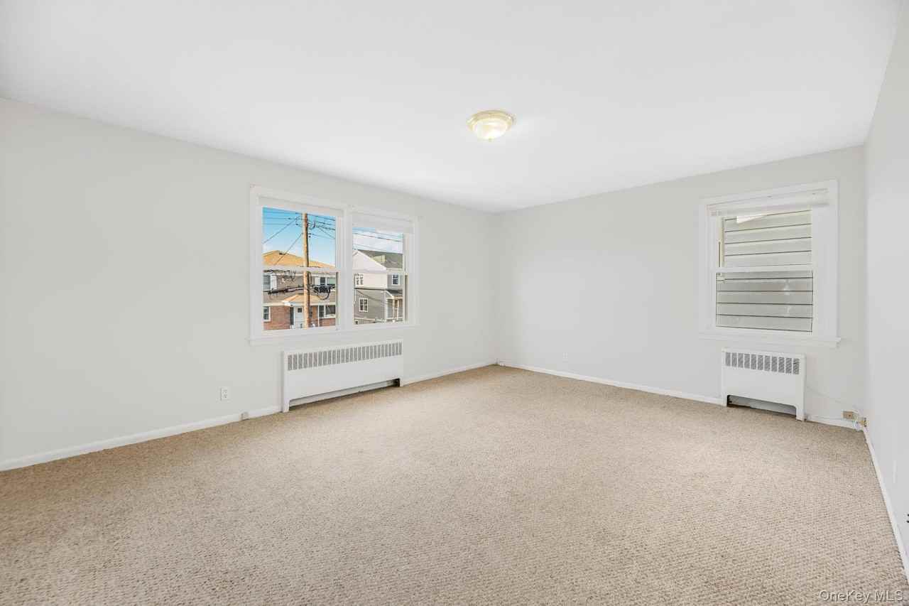 120 Woodside Ave Unit 2 #2 - Photo 3 of 12