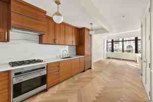 150 Charles St #2ES - Photo 1 of 1