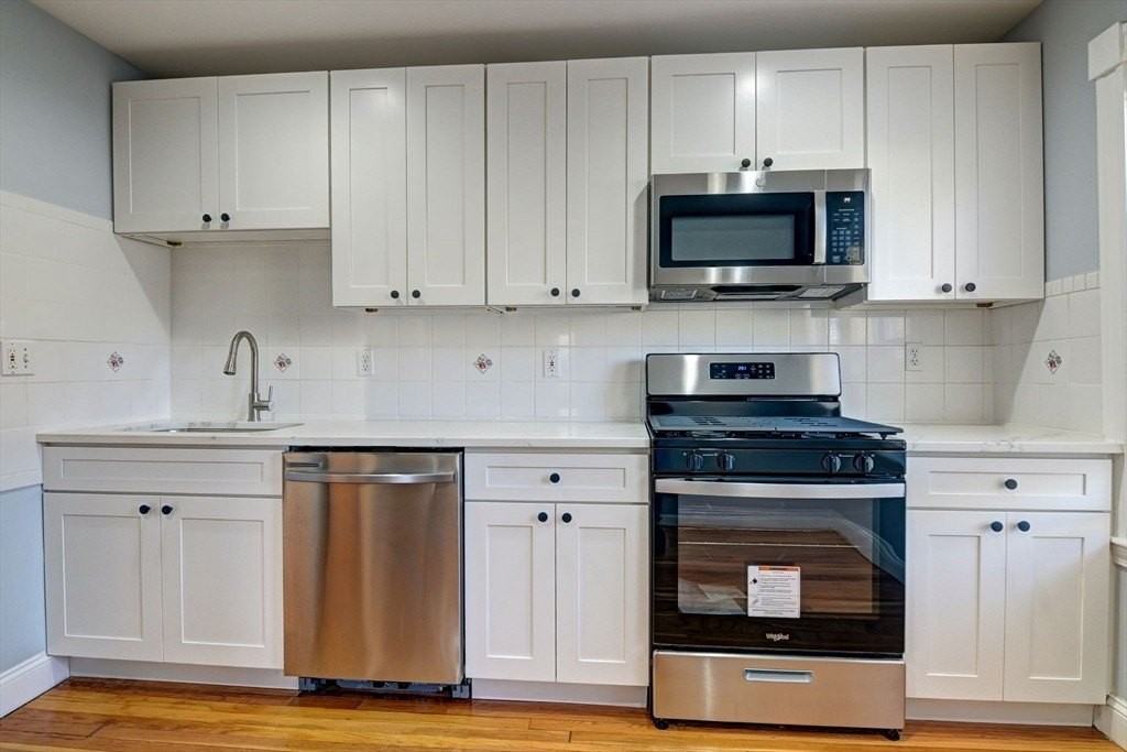 88 Old Colony Ave Unit 1 #1 - Photo 6 of 27