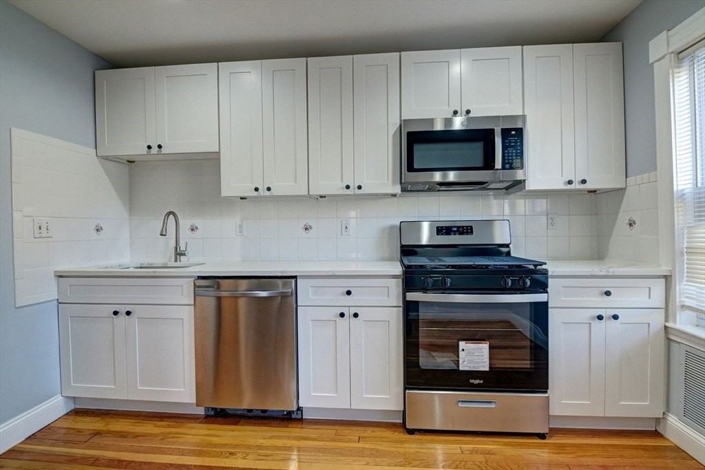 88 Old Colony Ave Unit 1 #1 - Photo 7 of 27