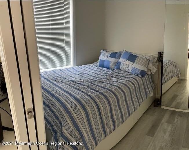 121 W Tide Way - Photo 5 of 20